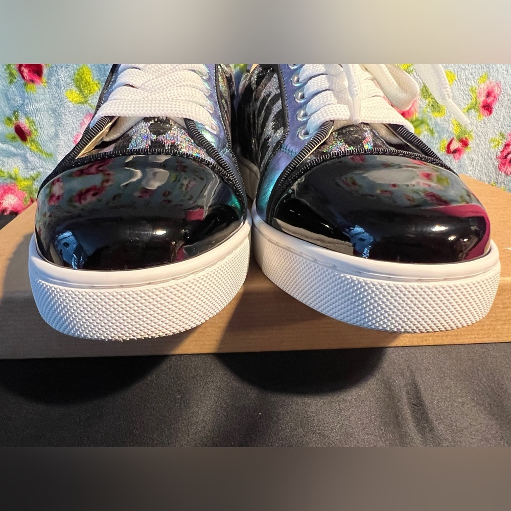 Christian Louboutin Vieira Orlato Sneaker - metallic, holographic leopard print - Picture 5 of 16